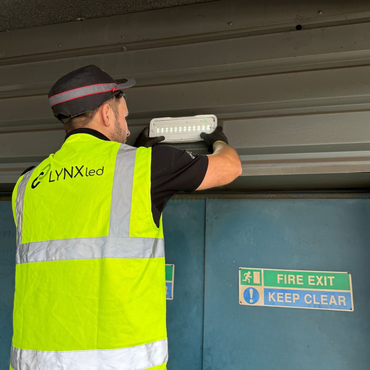 Service and Maintenance Resize